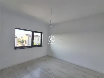 Casă 4 camere Iași - poza 9