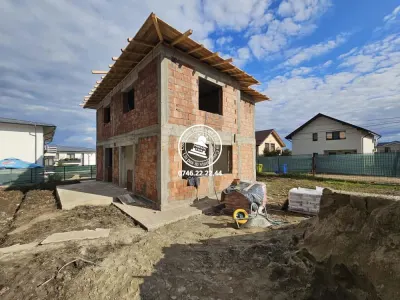 Casă 5 camere Iași - poza 1
