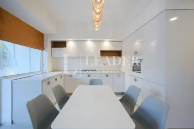 Apartament 3 camere București - poza 2