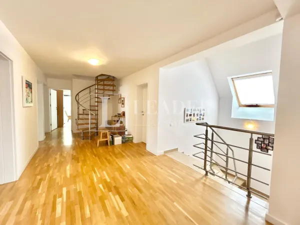 Casă 7 camere București - poza 19