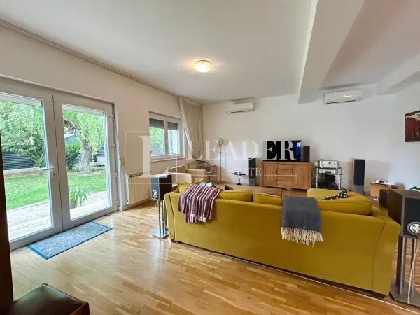 Casă 7 camere București - poza 10