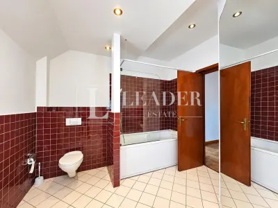 Casă 8 camere București - poza 14