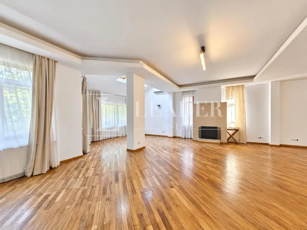 Casă 8 camere București - poza 3