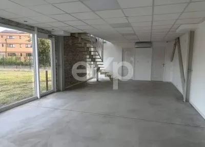 HALA MODERNA 400 MP + SHOWROOM/BIROURI | TEREN 2.500 MP | ACCES TIR | LANGA DN71 - Viforata