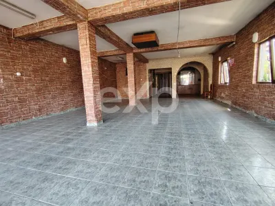 Oportunitate de investitie Hotel Ava 903 mp suprafata Ultracentral Targoviste - Targoviste