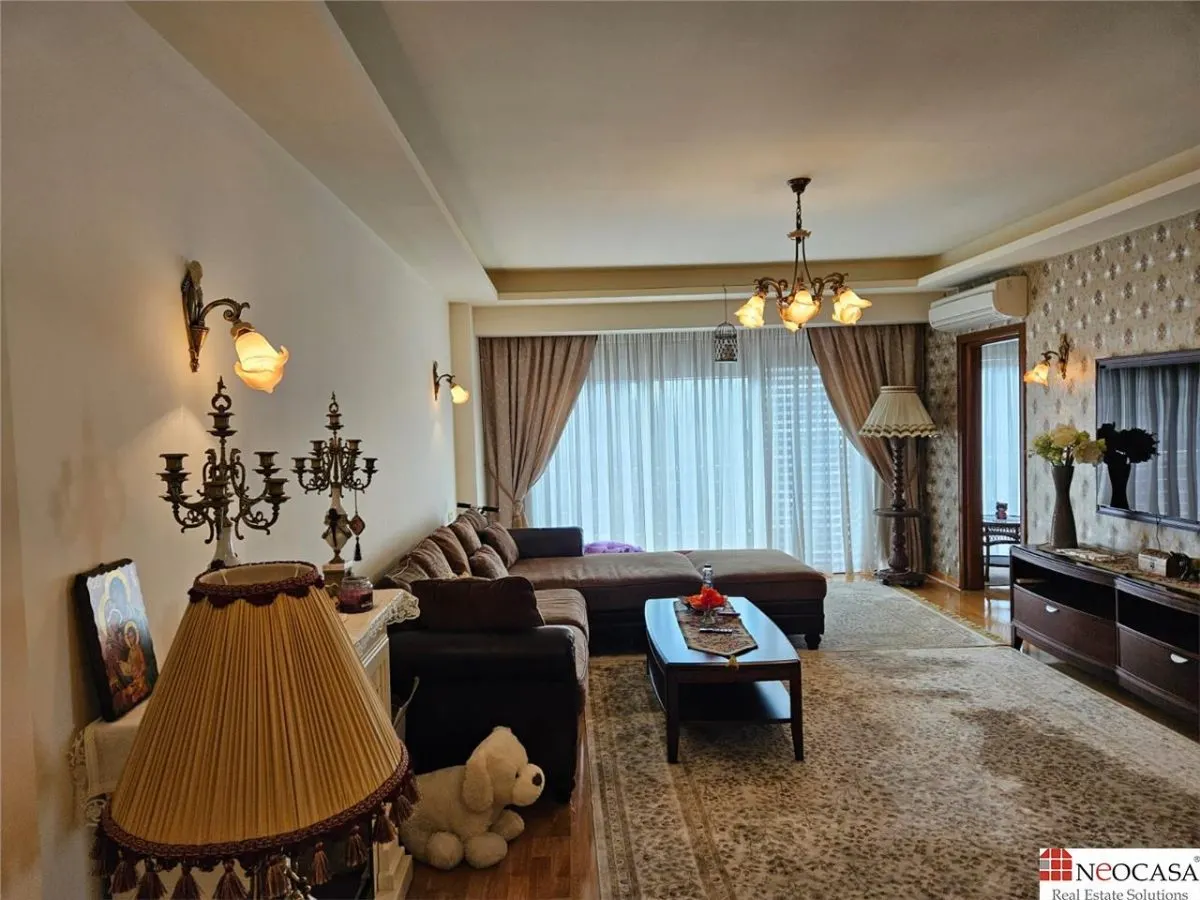 Apartament 4 camere București - poza 1