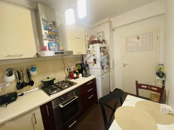 Apartament 3 camere Brașov - poza 2