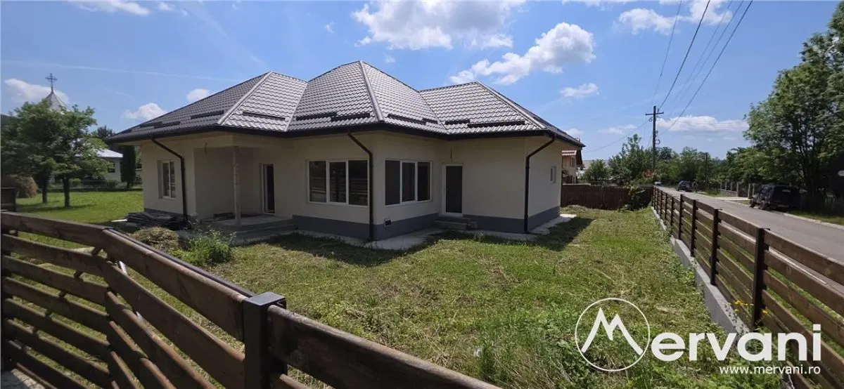 Casă 4 camere Brebu - poza 1