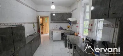 Casă 6 camere Cornu - poza 23