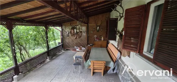 Casă 6 camere Cornu - poza 36