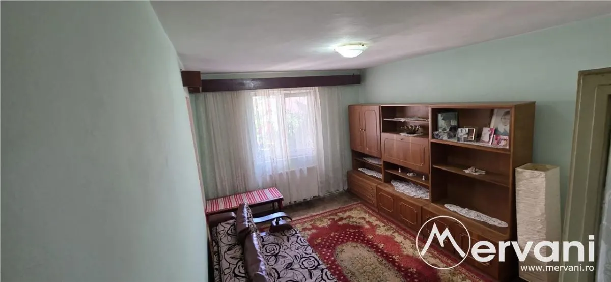 Apartament 3 camere Câmpina - poza 1