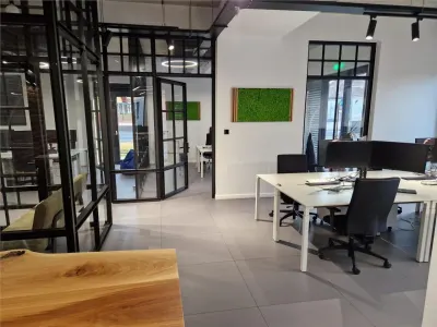Super oferta !! Vindem urgent 230mp spatiu comercial /birouri ,,super - smart cu 6 locuri parcare - Sibiu