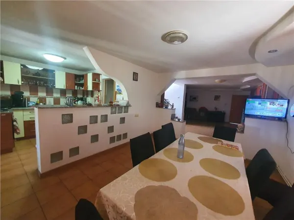 Casă 6 camere Sibiu - poza 9