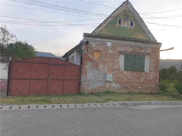 Casă 4 camere Sacel - poza 5