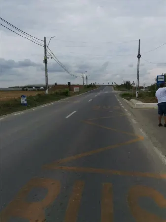 Teren Ștefăneștii de Jos - poza 1