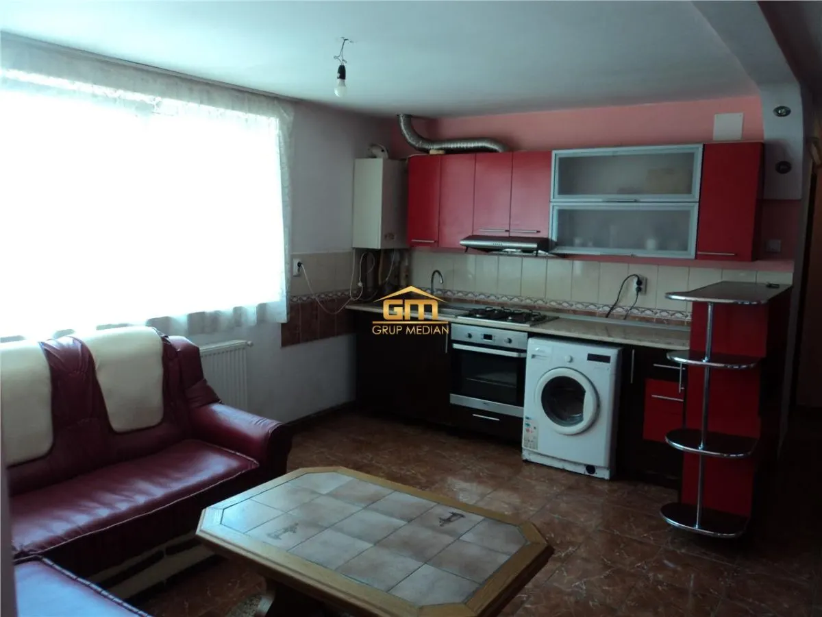 Apartament 3 camere Râmnicu Vâlcea - poza 1