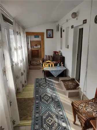 Casă 9 camere Golești - poza 16