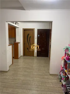 Apartament 3 camere Râmnicu Vâlcea - poza 7