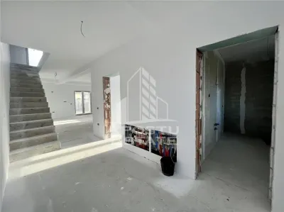Casă 4 camere Moșnița Nouă - poza 3
