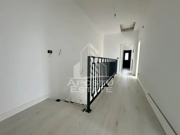 Casă 4 camere Moșnița Nouă - poza 11