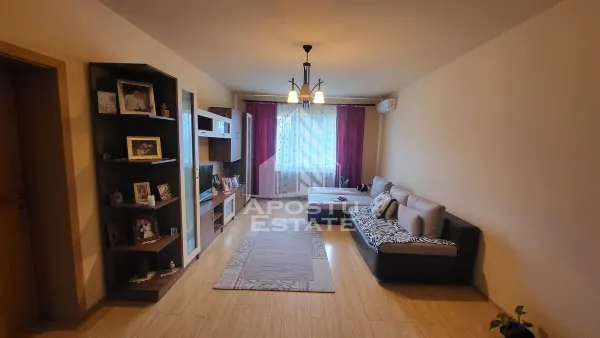 Casă 7 camere Dumbrăvița - poza 7