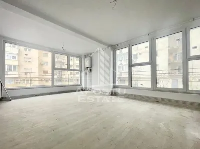 Spațiu comercial Arad - poza 1