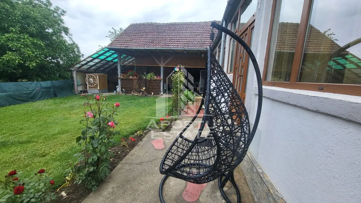 Casă 6 camere Pischia - poza 1