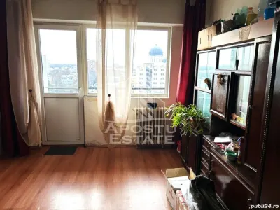 Apartament 3 camere Arad - poza 1