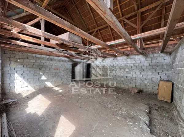 Casă 15 camere Pesac - poza 13