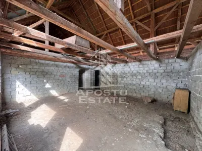 Casă 15 camere Pesac - poza 13