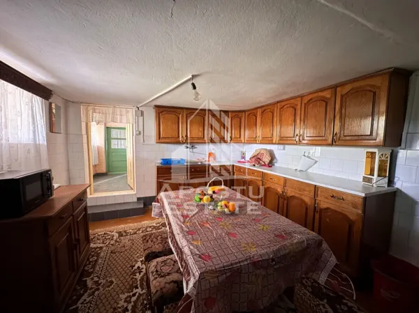 Casă 15 camere Pesac - poza 22