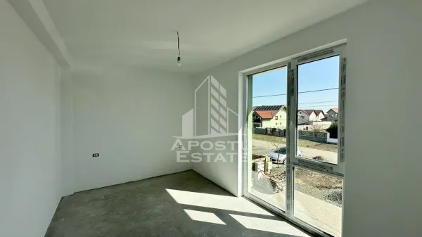 Apartament 4 camere Dumbrăvița - poza 1