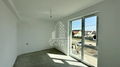 Apartament 4 camere Dumbrăvița - poza 1