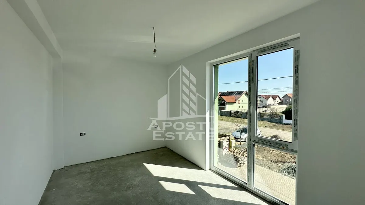 Apartament 4 camere Dumbrăvița - poza 1