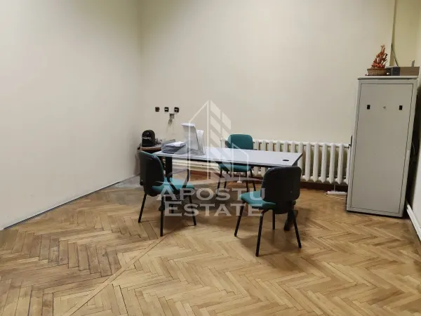 Apartament 5 camere Arad - poza 4