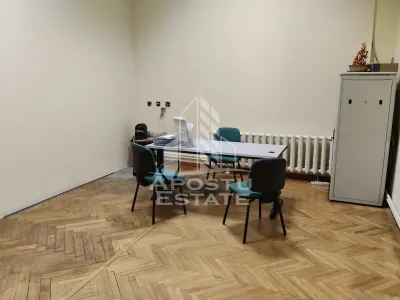 Apartament 5 camere Arad - poza 4