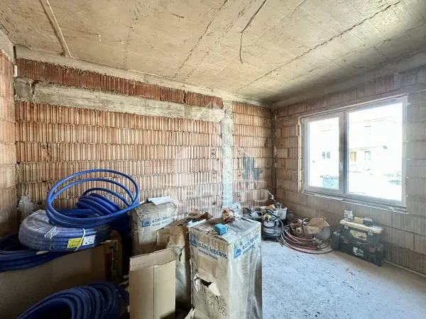 Casă 5 camere Dumbrăvița - poza 9