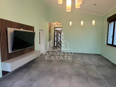 Casă 4 camere Ghiroda - poza 1
