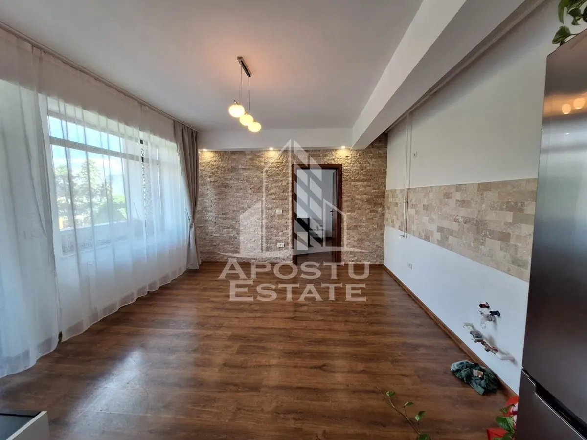 Apartament 3 camere Arad - poza 1