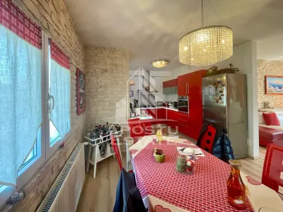 Casă 4 camere Zadareni - poza 10