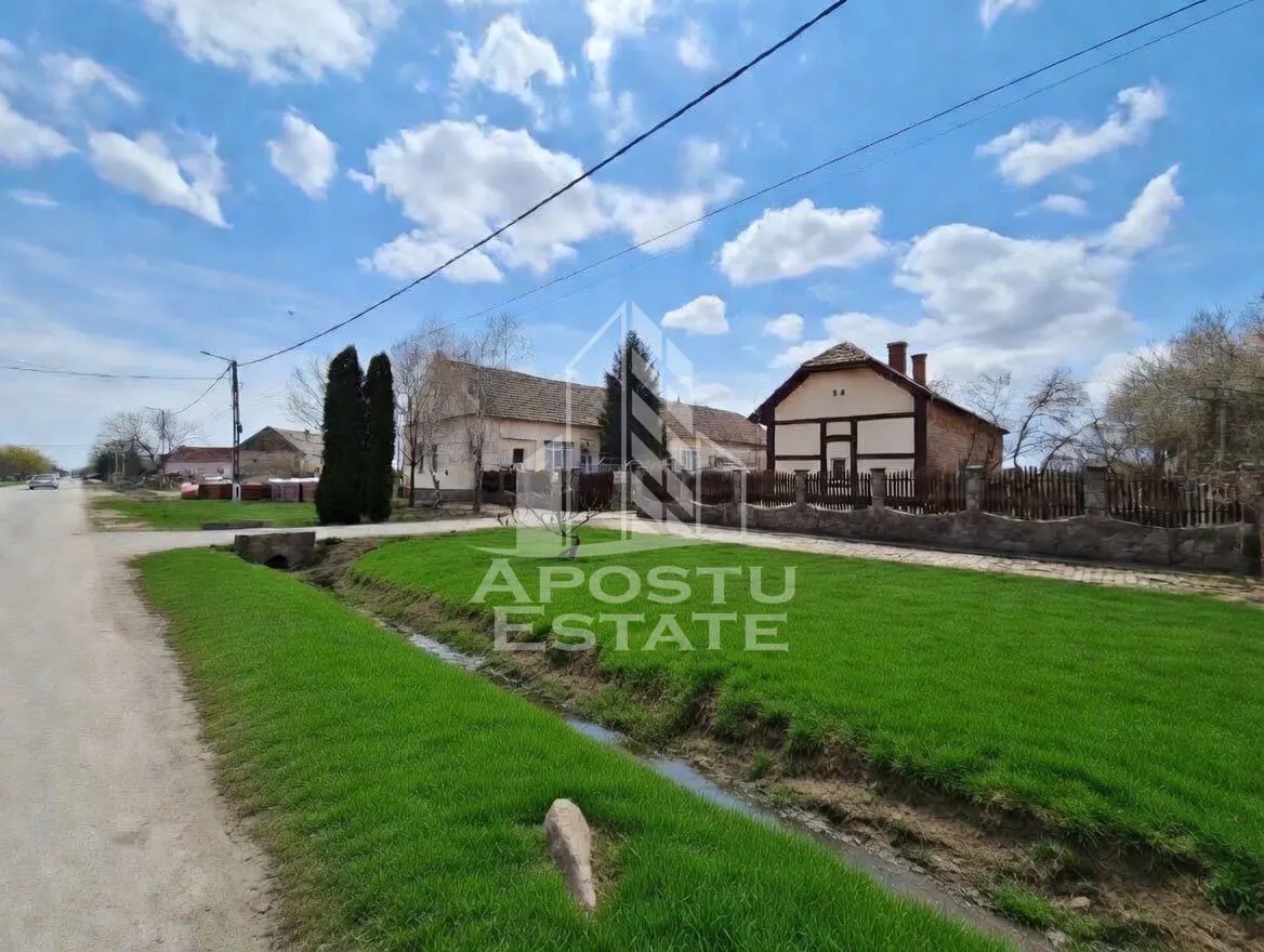 Casă 14 camere Sandra - poza 1