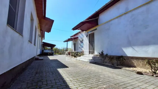 Casă 5 camere Ineu - poza 5