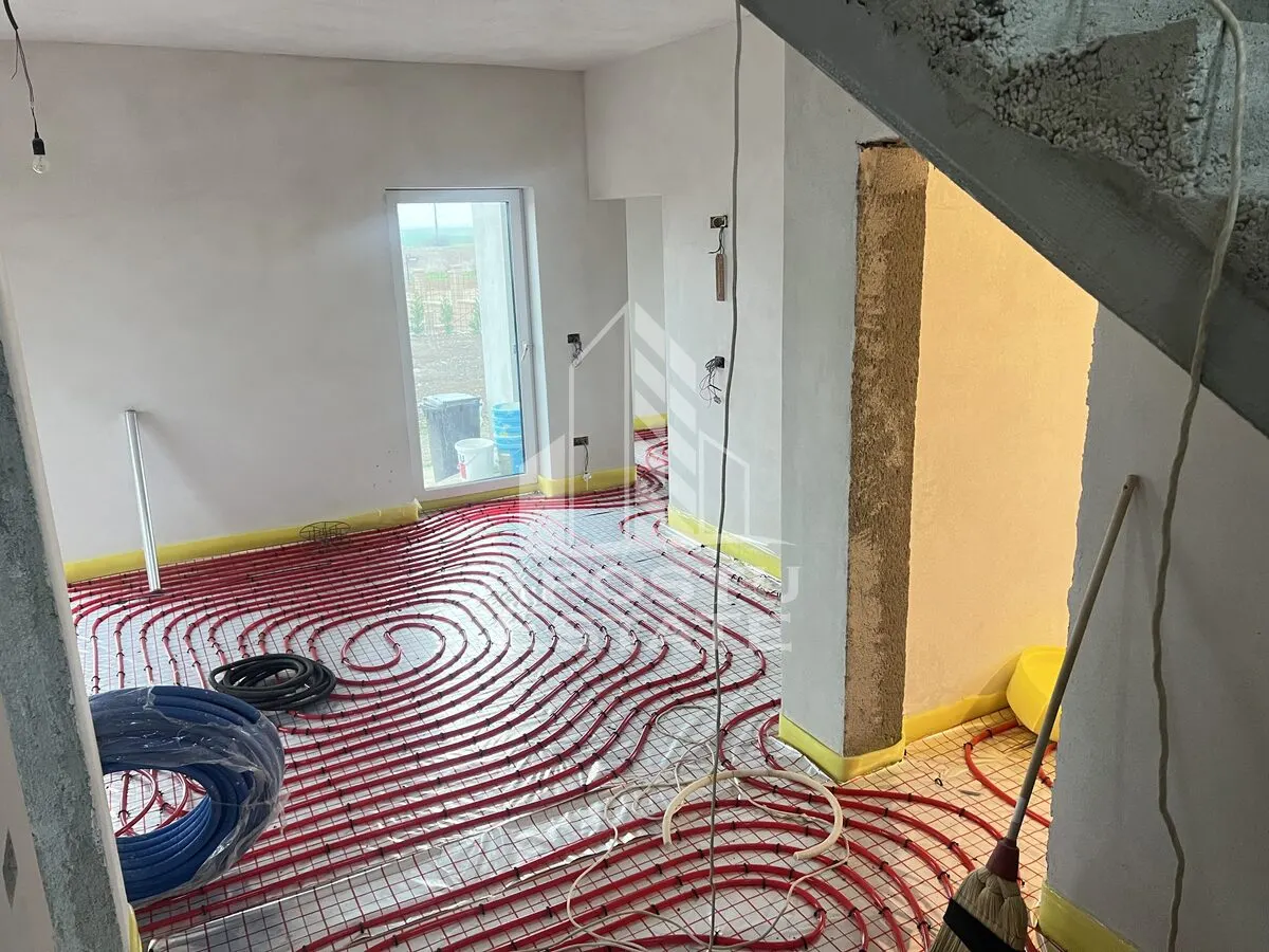 Casă 5 camere Sânandrei - poza 1