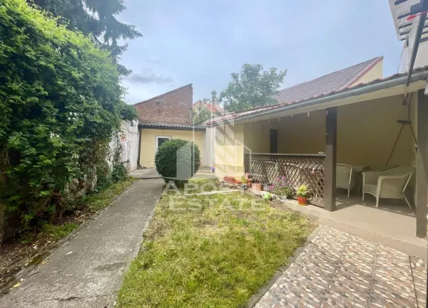Casă 6 camere Arad - poza 1