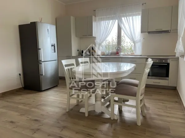 Casă 3 camere Ghiroda - poza 1
