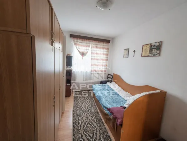 Apartament 4 camere Giarmata - poza 5