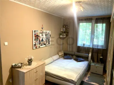 RECO Apartament 2 camere, zona Rogerius, etaj 2 din 4 - Oradea