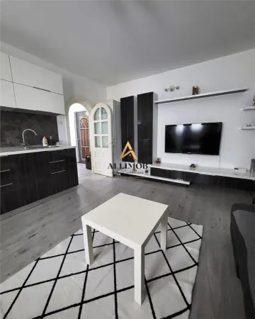 Apartament 3 camere Ploiești - poza 2