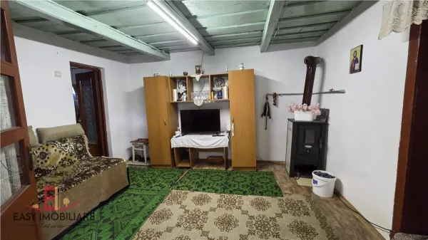 Casă 2 camere Acatari - poza 4