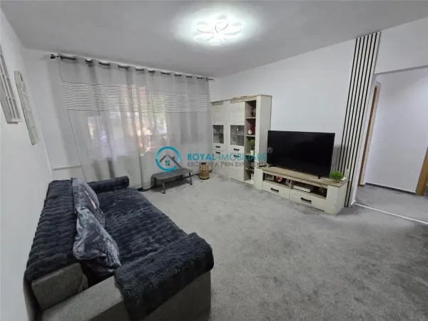 Apartament 3 camere Ploiești - poza 1